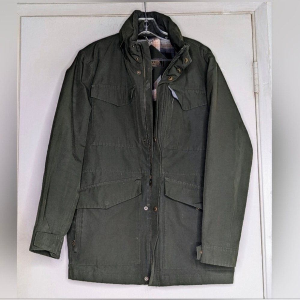Pendleton Men's Clyde Hill Waterproof Field Jacket in Rosin  size small